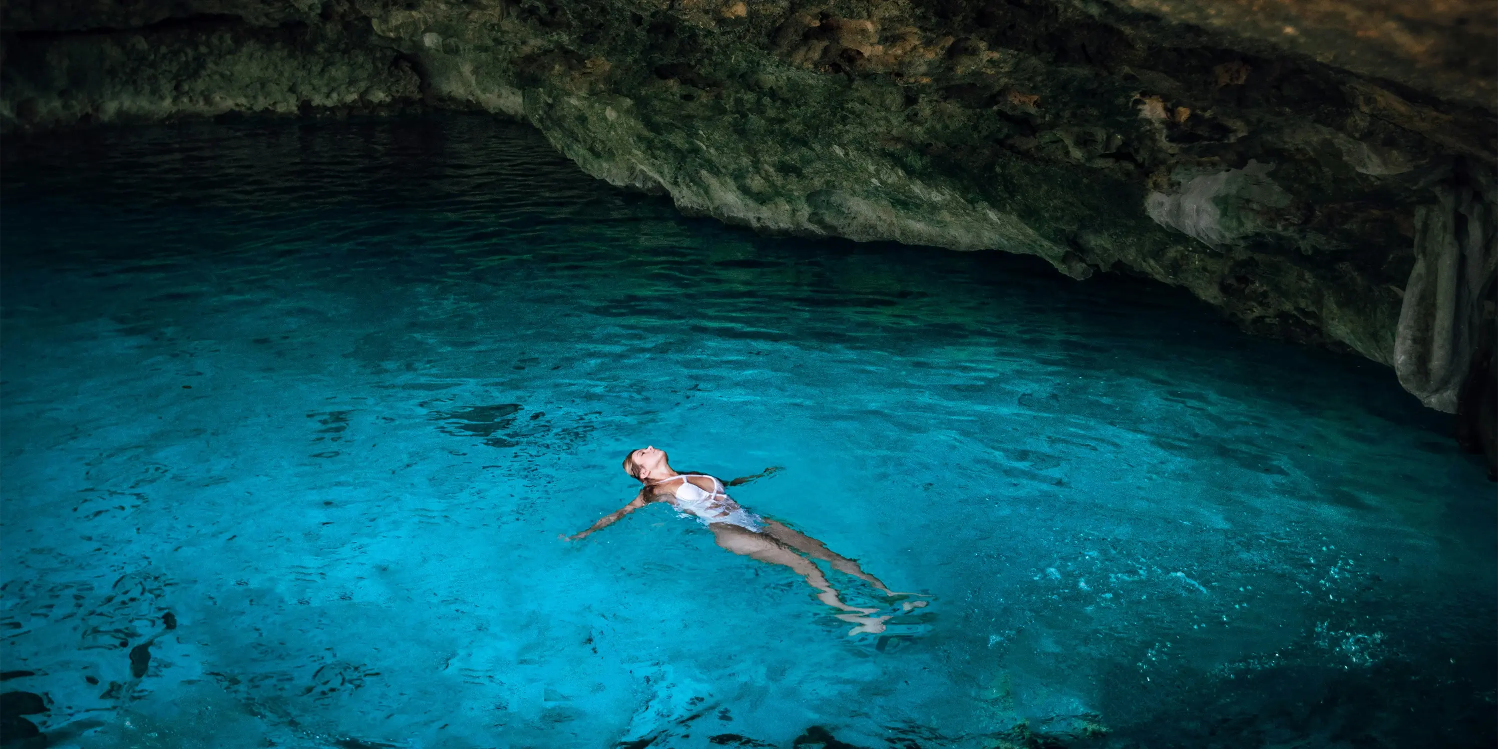 Guía de cenotes que debes visitar en tus vacaciones en Tulum